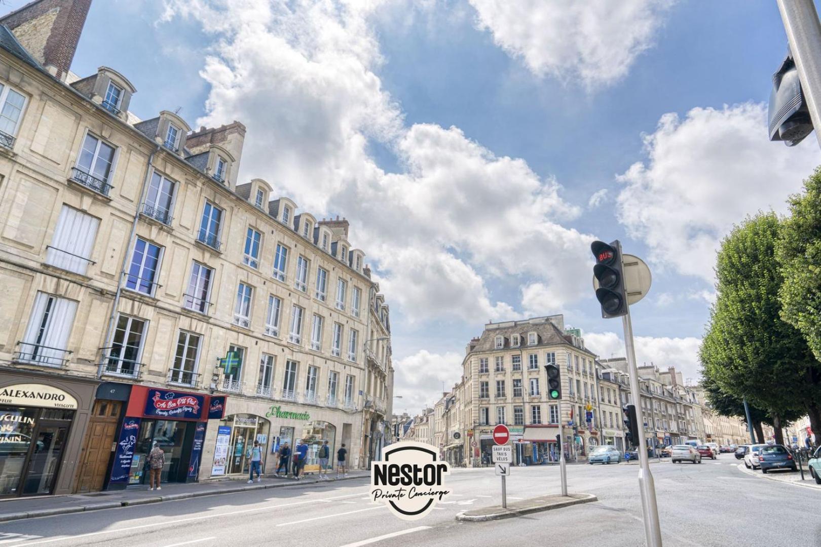 The Castle House Hotel Caen Bagian luar foto